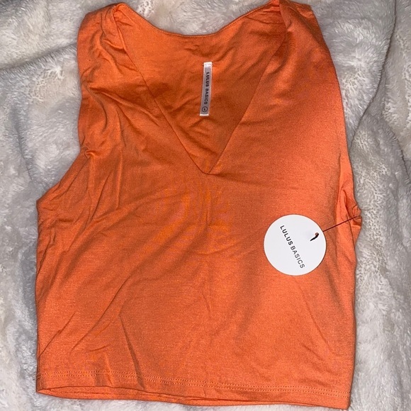 LULUS basic crop top - Picture 1 of 3